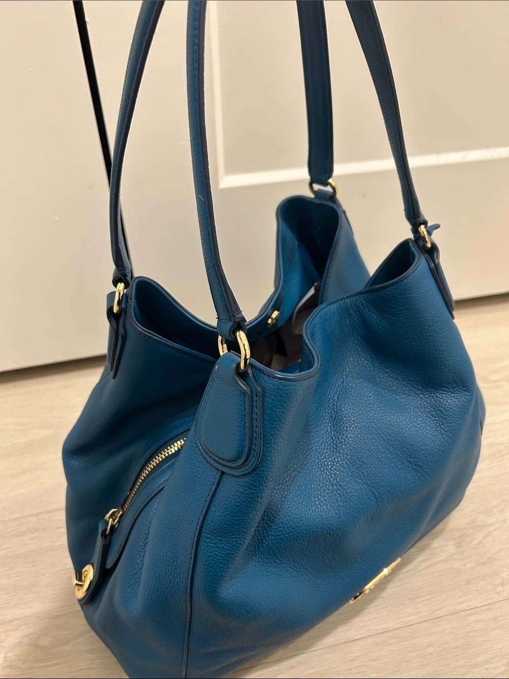 Coach (NWT) Edie Shoulder Bag 31 - Picture 12 of 17